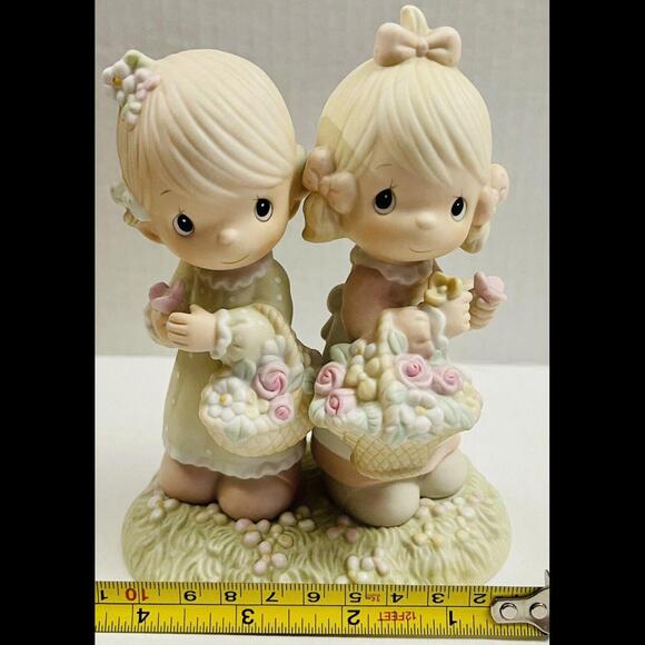 Vintage Precious Moments, “TO MY FOREVER FRIEND” (#100072) - 1985, PorcelainFig. - Picture 3 of 7